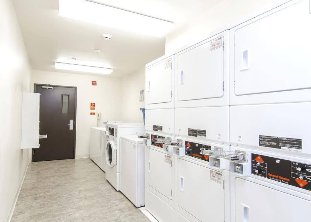 Woodspring Suites Orlando West - Клермон Экстерьер фото